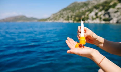 Common Chemical Found in Sunscreen Could Be Supercharging Plastic Pollution