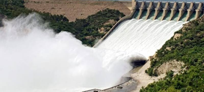 Tarbela spillways opened amid rising water level