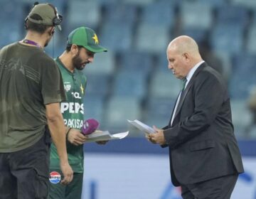 Pakistan back in Asia Cup after referee apology