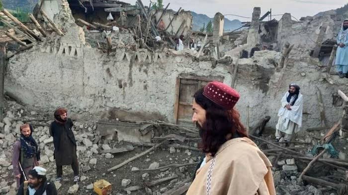 Afghanistan earthquake: at least 500 dead, 1000 injured