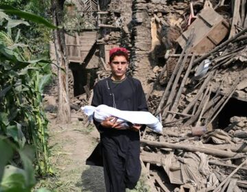 Afghans spend night in open after earthquake kills more than 800