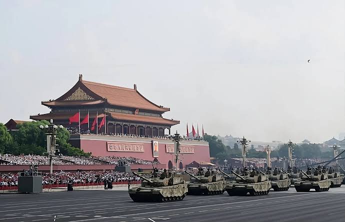China showcases military might at V Day parade