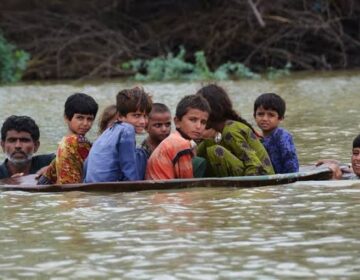 Sindh on alert as Punjab floodwaters rush south