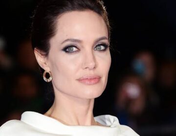 Angelina Jolie opens up about family history of cancer