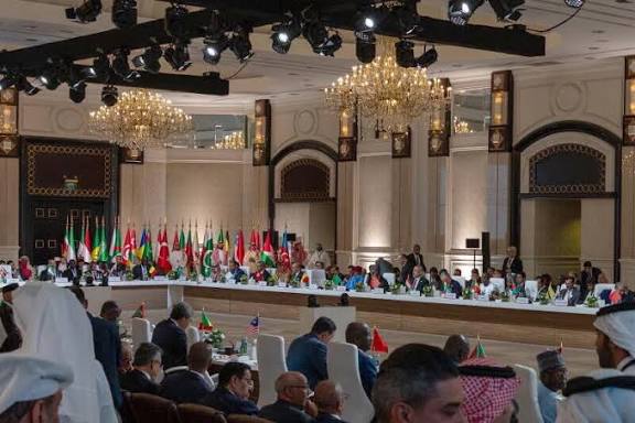 Arab and Muslim leaders urge review of Israel ties after Qatar attack