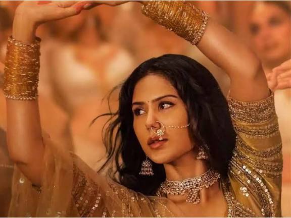 Bollywood Steals Bol Kaffara Casting Sonam Bajwa