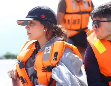 Hadiqa Kiani distributes relief packages to 600 families