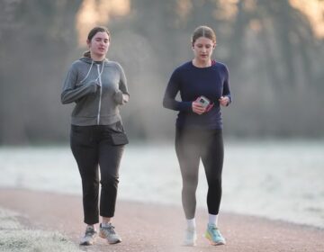 Just 2 short bursts of exercise a day could boost heart and lung fitness