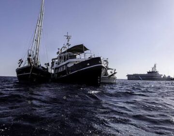 Israel blocks 13 boats, drawing global criticism