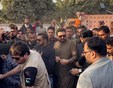 KP CM Afridi stages sit-in after being denied meeting with Imran for eighth time