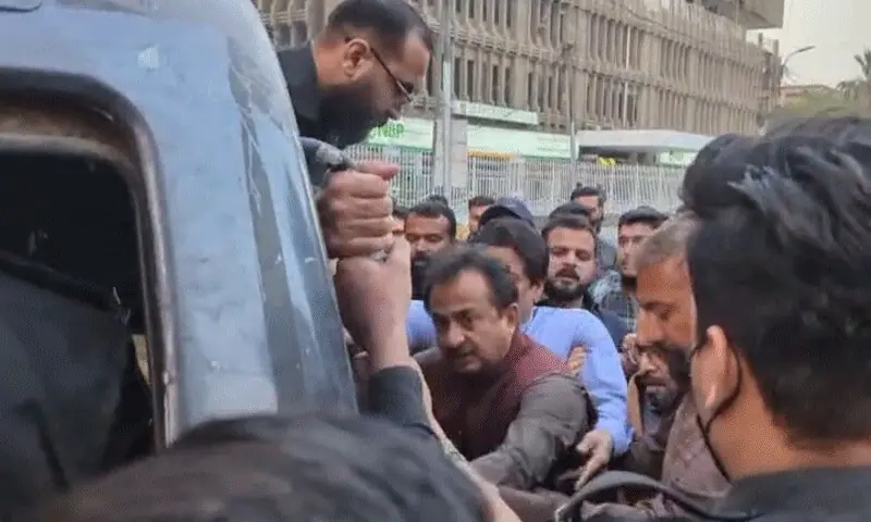 24 PTI Leaders, workers temporarily detained by Karachi police after KPC protest