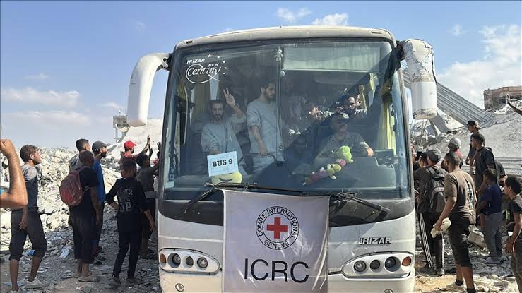 Israeli prime minister backs bill to execute Palestinian prisoners: official