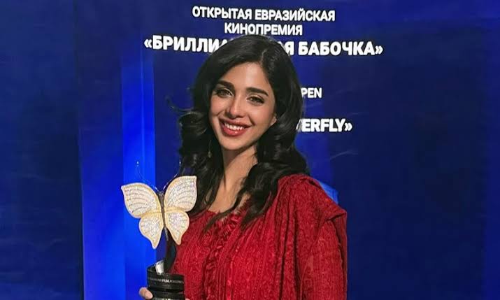 Sonya Hussain wins best actor award for 'Deemak' in Moscow