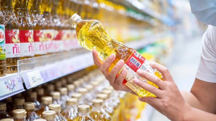 Scientists Warn Cooking Oil Quietly Fueling Weight Gain
