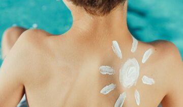 Scientists Discover How Sunburn Triggers a Hidden Cancer Chain Reaction