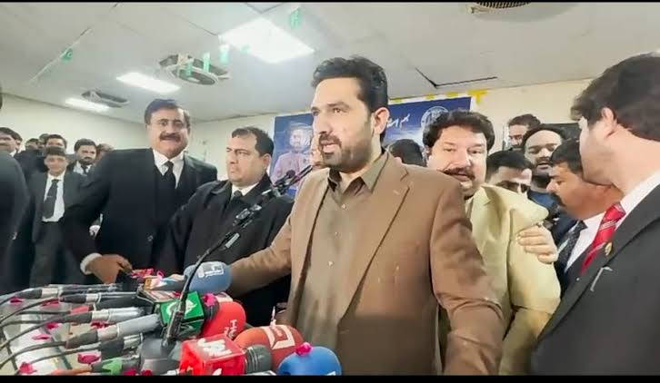 KP CM Sohail Afridi calls on lawyers to stand up for independence of judiciary