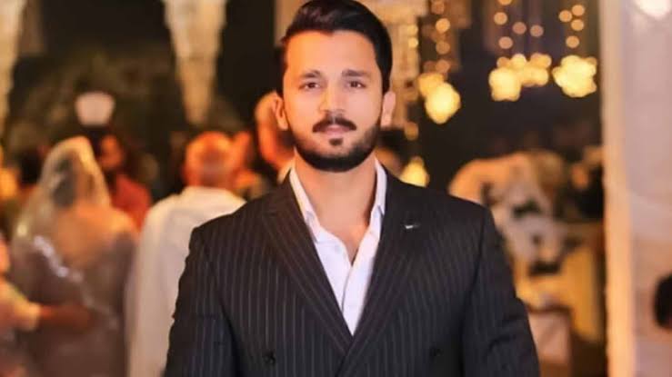 Rajab Butt's abrupt social media disappearance leaves fans anxious