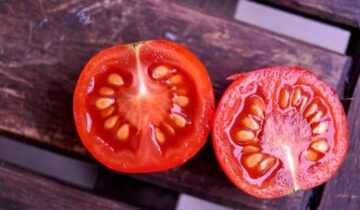 Could a Tomato Nutrient Help Prevent Severe Gum Disease in Older Adults