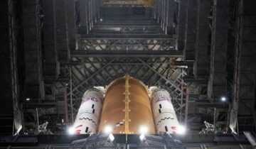 NASA Prepares Its First Crewed Moon Orbit in Over 50 Years