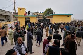 At least 31 killed, 169 injured in suicide bombing at Islamabad imambargah