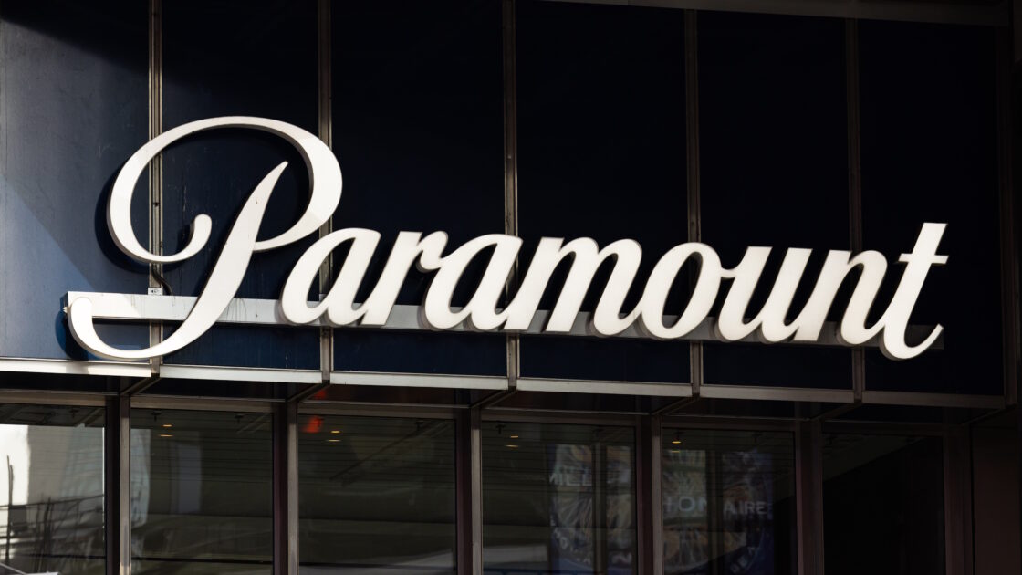 Paramount submits higher offer for Warner Bros Discovery in bid to block Netflix