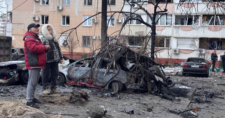 Five killed in Russian air attacks on Ukraine