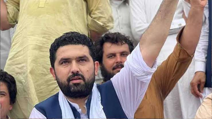 CM Afridi launches membership drive for ‘Imran release movement’