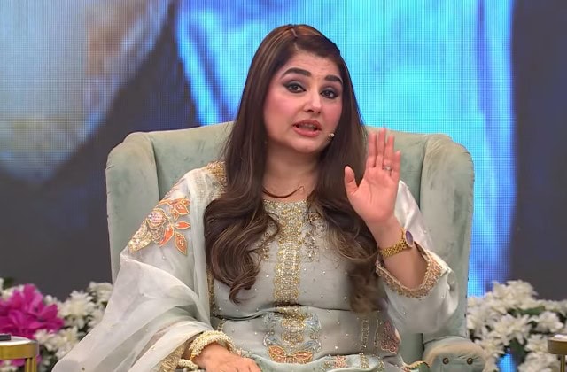 Javeria Saud Trolls Yumna Zaidi – Yumna’s Strong Response