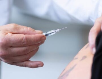 A 30-Year-Old Flu Shot Still Works Today With One Big Problem