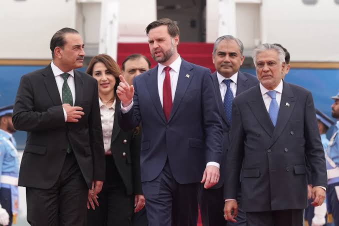 US, Iranian delegations leave Islamabad as marathon talks end without agreement