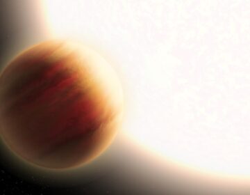 320 Light-Years Away, a Planet Confirms a Fundamental Cosmic Assumption