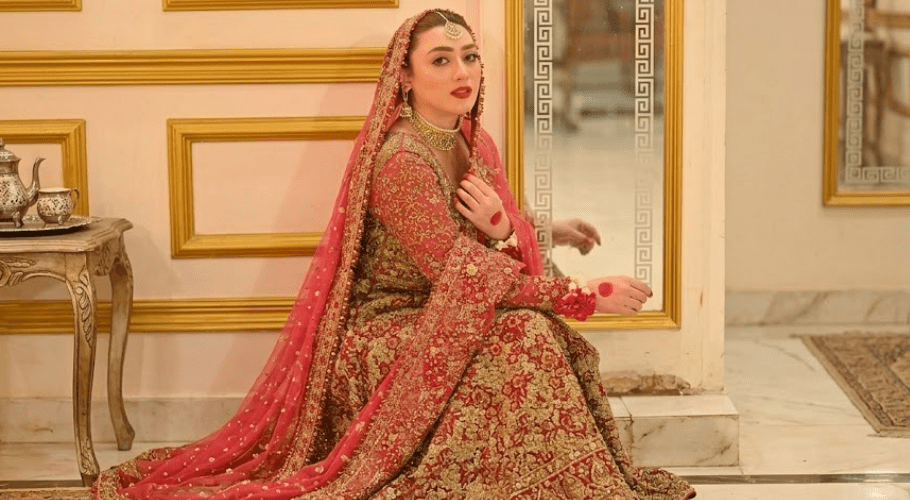 Momina Iqbal's wedding date confirmed amid ongoing harassment case