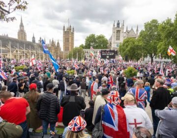 Tens of thousands turn out for UK far-right rally, counter protest