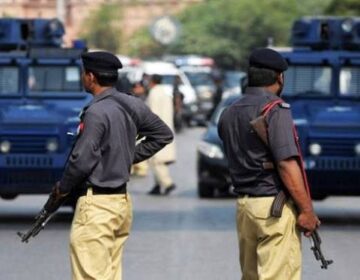 Sindh police chief orders inquiry after alleged drug suspect appears in court sans handcuffs