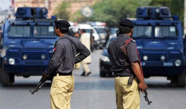 Sindh police chief orders inquiry after alleged drug suspect appears in court sans handcuffs