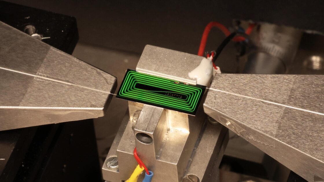The Laser That Once Filled a Lab Now Fits on a Tiny Chip