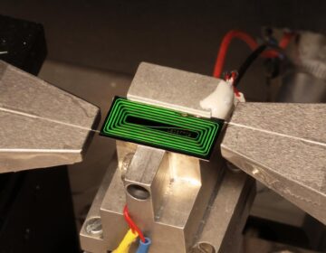 The Laser That Once Filled a Lab Now Fits on a Tiny Chip