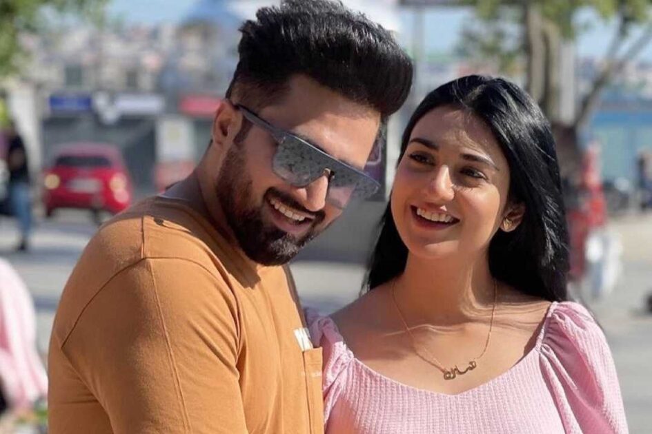Sarah Khan supports husband Falak Shabir's dress code view